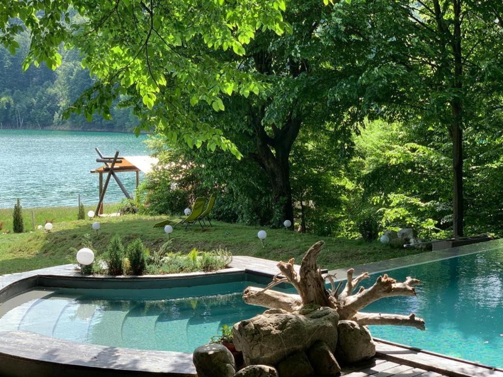 Teşila Luxury Lake House & Glampingヴィラ エクステリア 写真